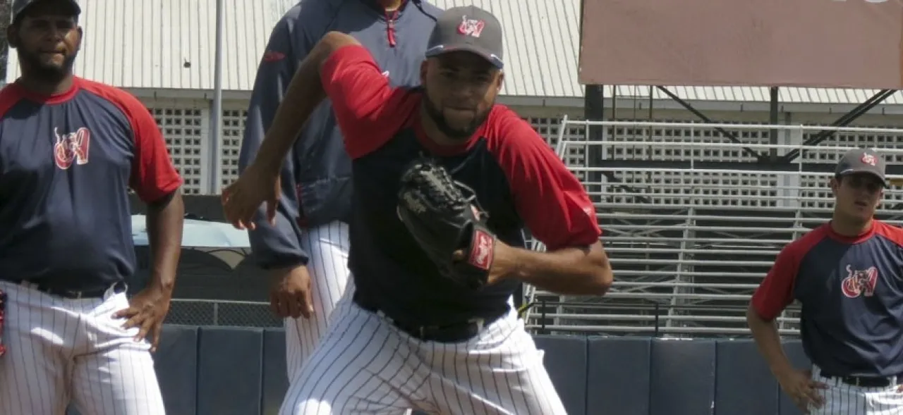 MANNYCORREA.jpg