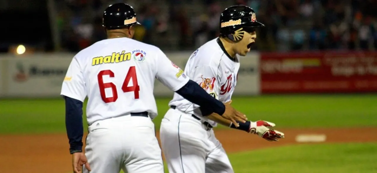 455floresdesplumoalasaguilas.jpg