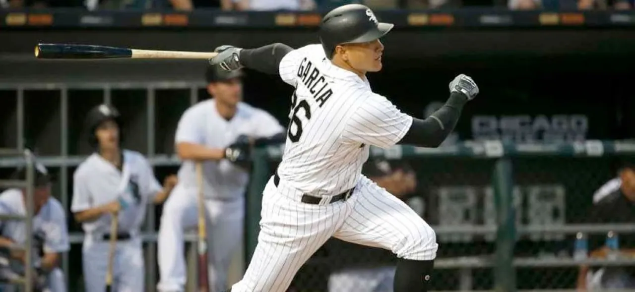 2814Avi26thBDay3RBI.jpg