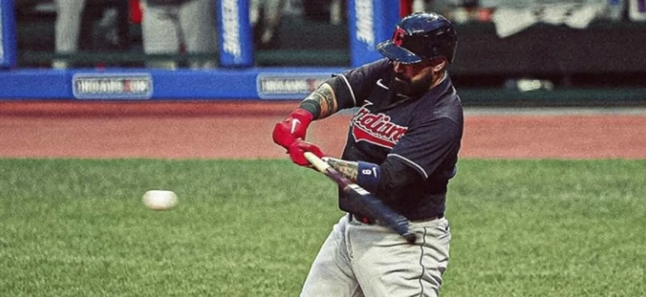 sandy leon web